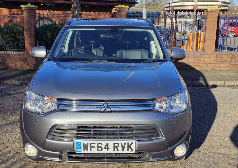 MITSUBISHI OUTLANDER