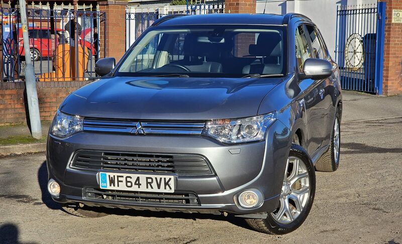 MITSUBISHI OUTLANDER