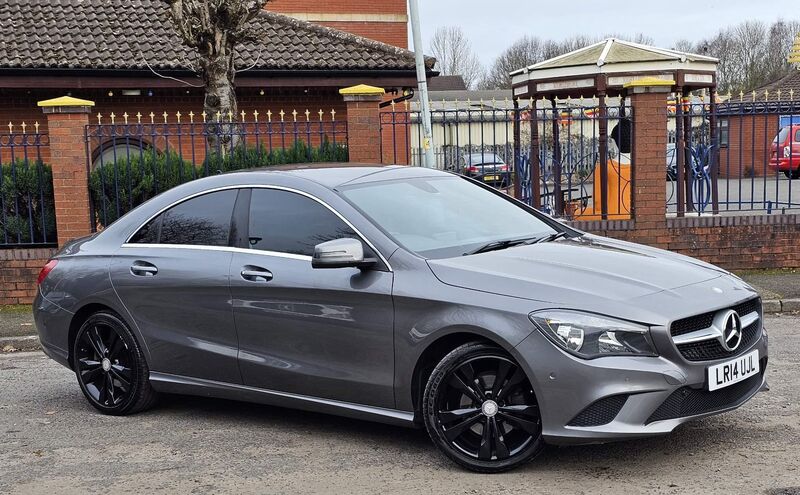 MERCEDES-BENZ CLA