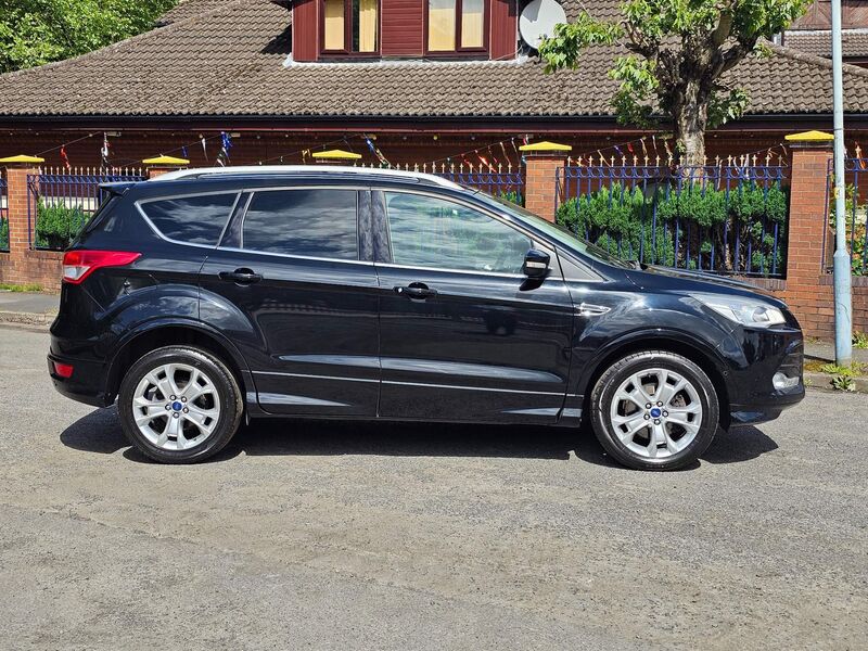 FORD KUGA