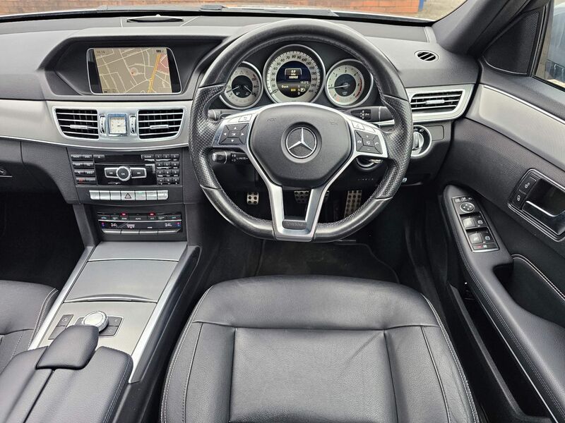 MERCEDES-BENZ E CLASS