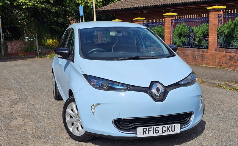 RENAULT ZOE