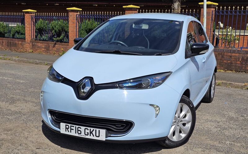 RENAULT ZOE