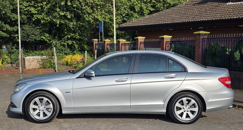 MERCEDES-BENZ C CLASS