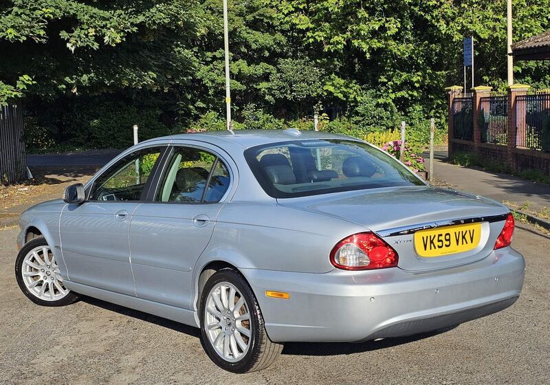 JAGUAR X-TYPE