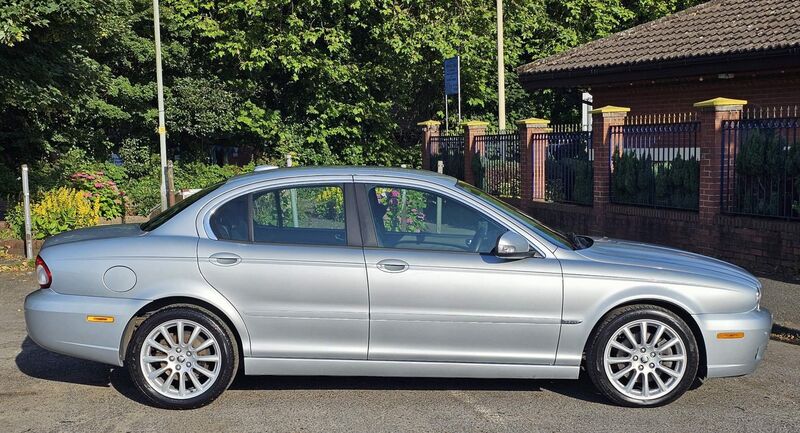 JAGUAR X-TYPE