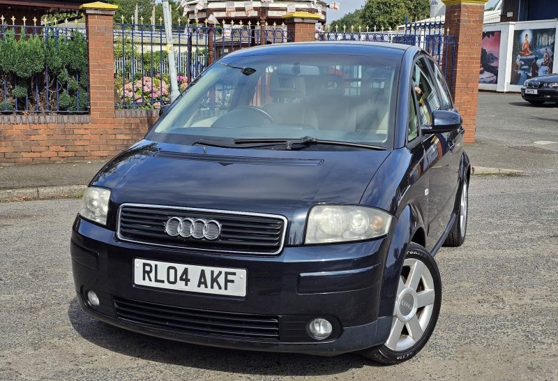 AUDI A2