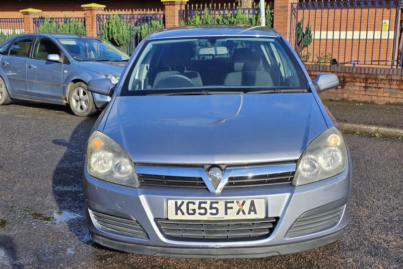 VAUXHALL ASTRA