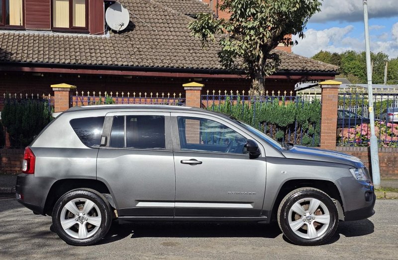 JEEP COMPASS