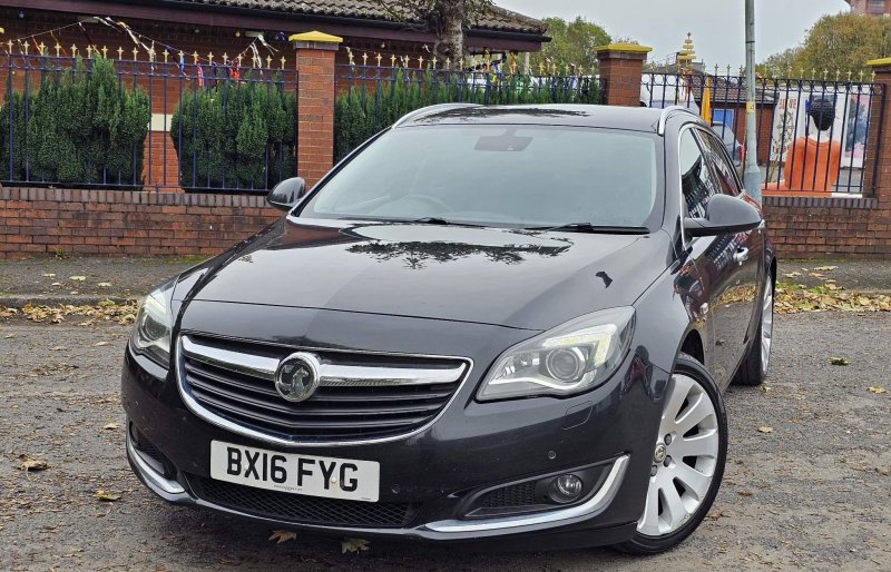 VAUXHALL INSIGNIA