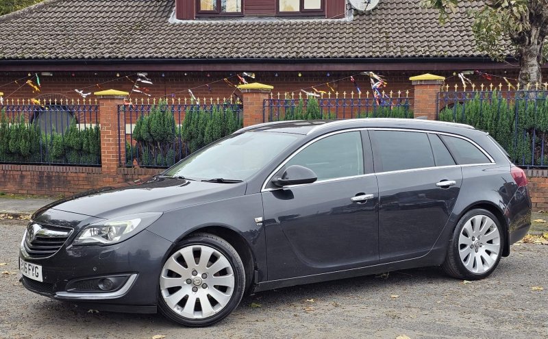 VAUXHALL INSIGNIA