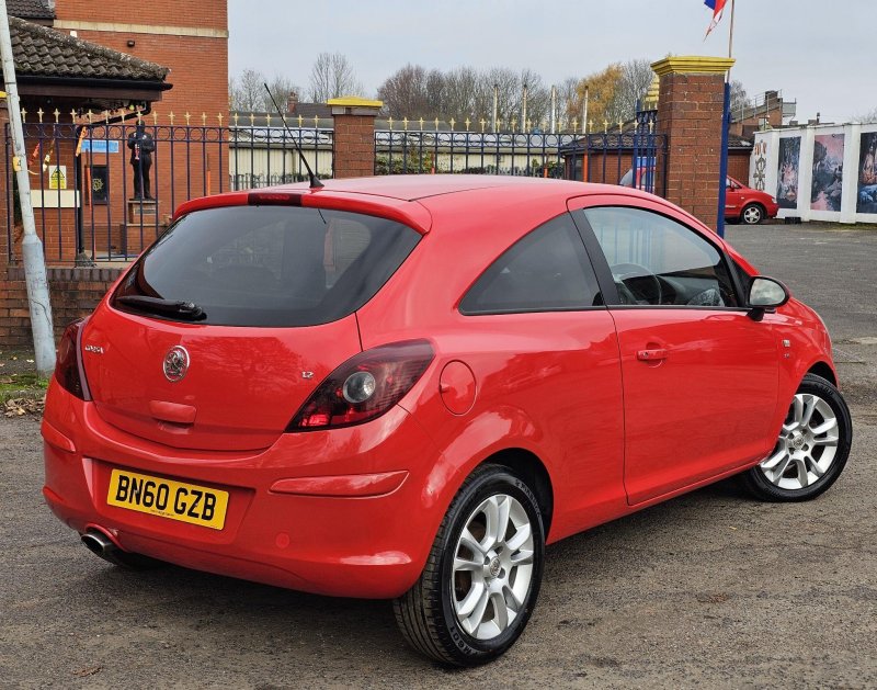 VAUXHALL CORSA