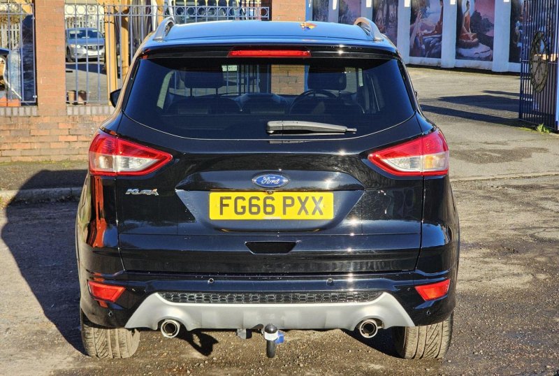 FORD KUGA