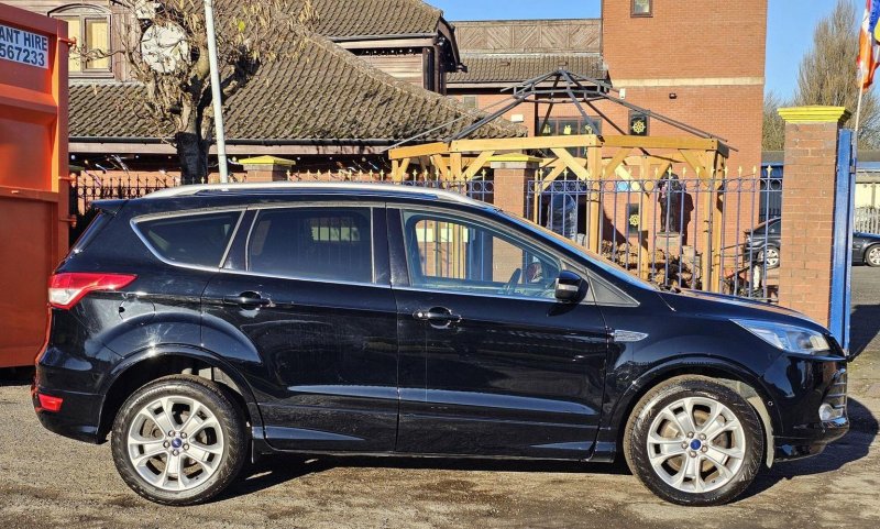 FORD KUGA