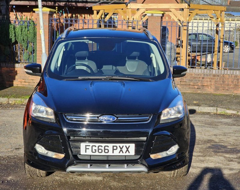 FORD KUGA