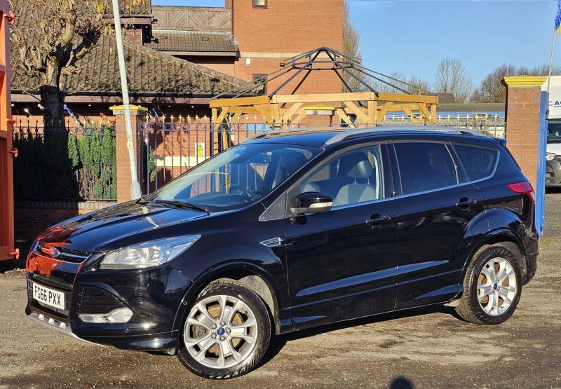 FORD KUGA