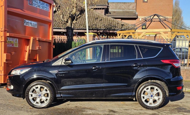 FORD KUGA