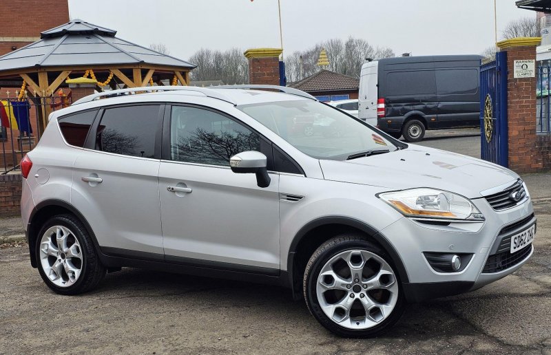 FORD KUGA