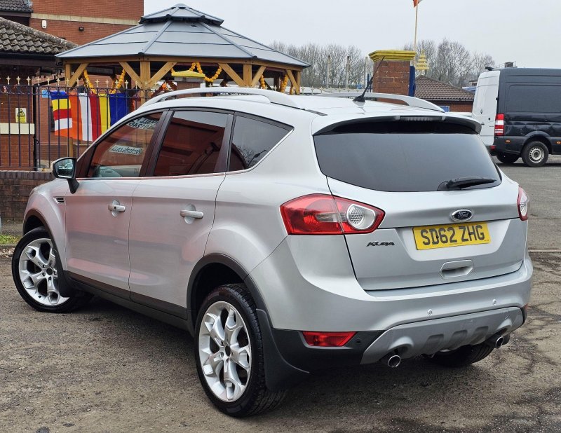 FORD KUGA