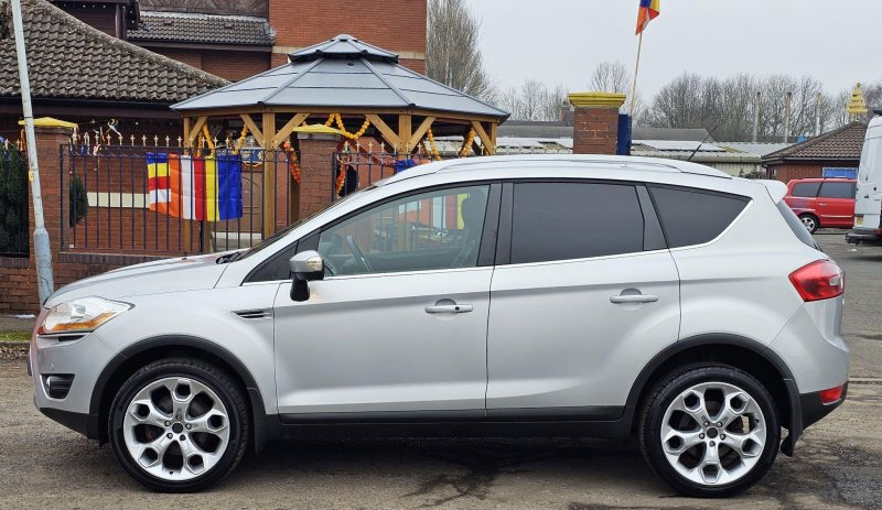 FORD KUGA