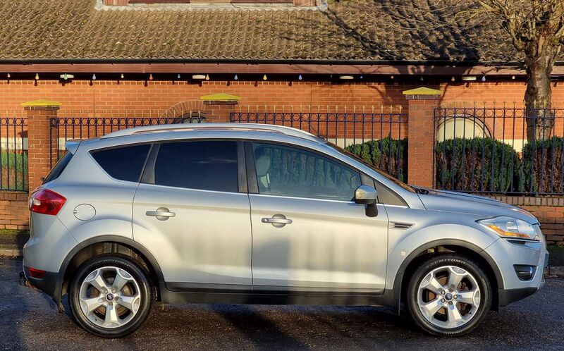 FORD KUGA