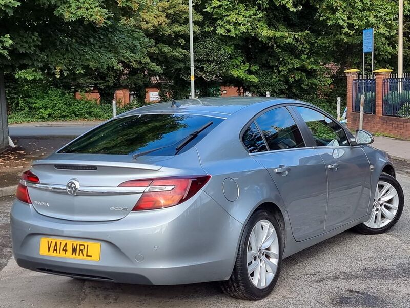 VAUXHALL INSIGNIA