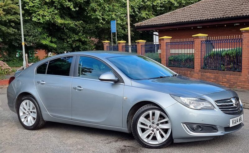 VAUXHALL INSIGNIA