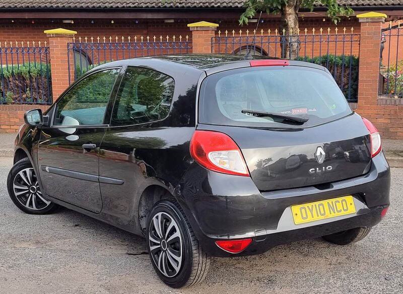 RENAULT CLIO