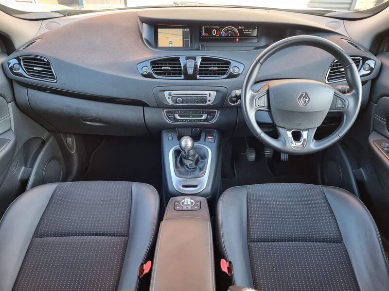 RENAULT SCENIC