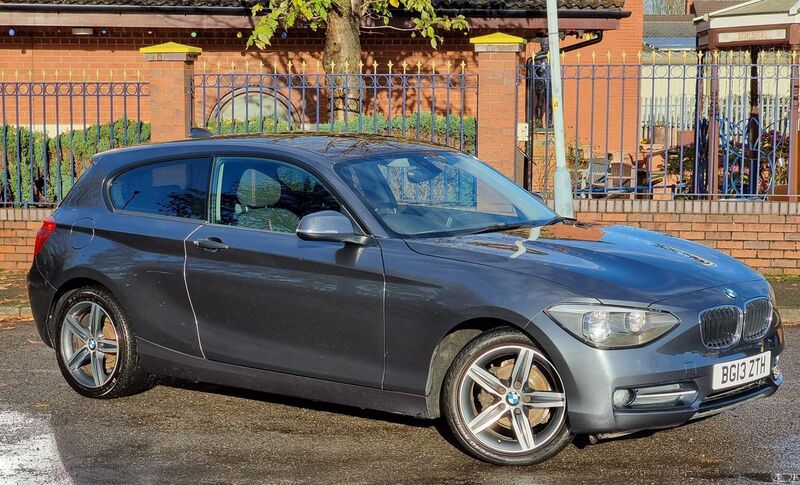 BMW 1 SERIES