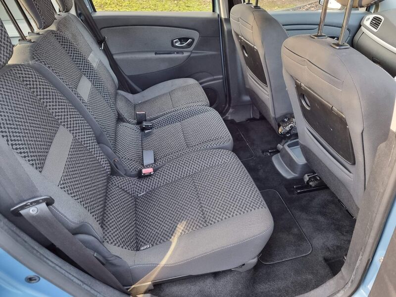 RENAULT SCENIC