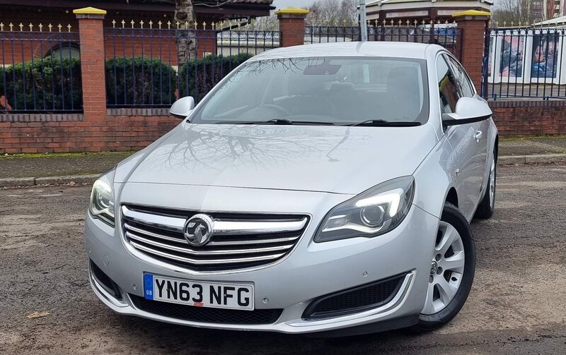 VAUXHALL INSIGNIA