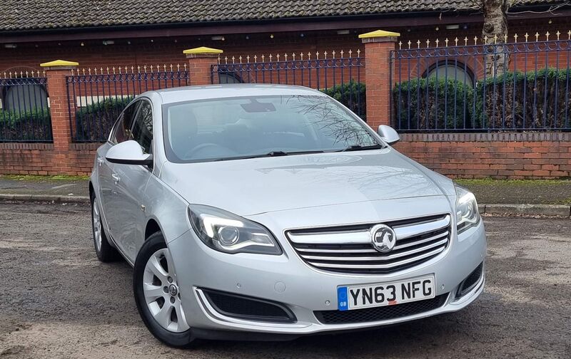 VAUXHALL INSIGNIA