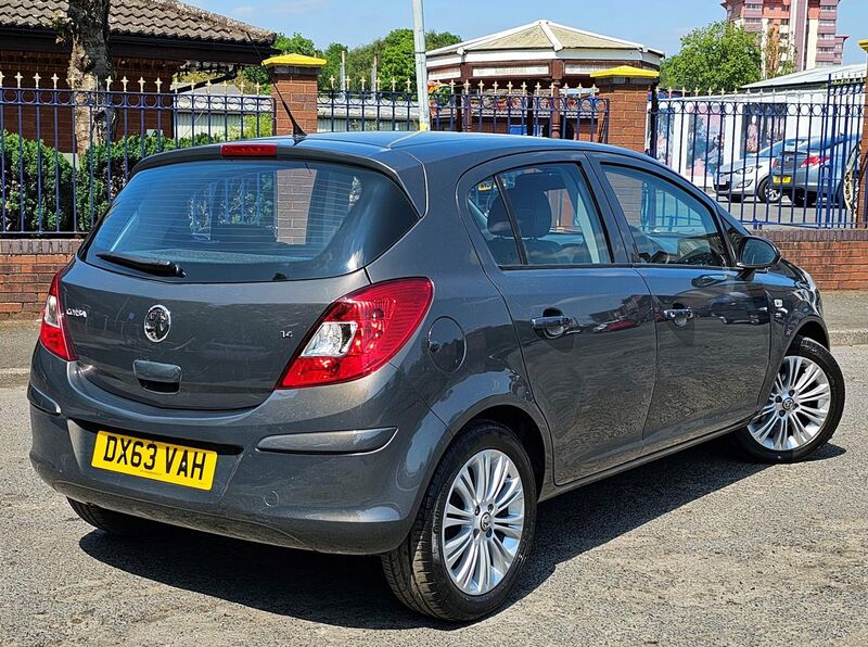 VAUXHALL CORSA