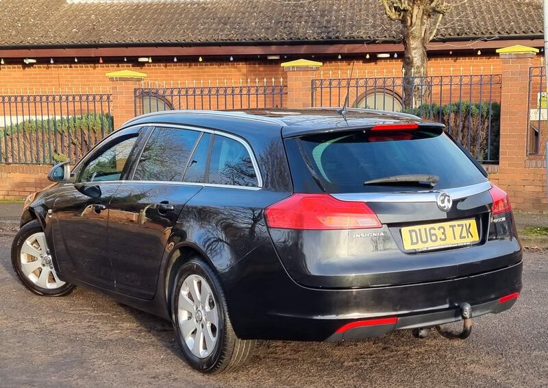 VAUXHALL INSIGNIA