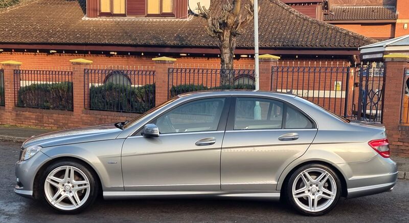 MERCEDES-BENZ C CLASS