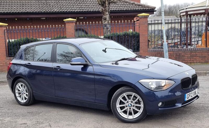 BMW 1 SERIES