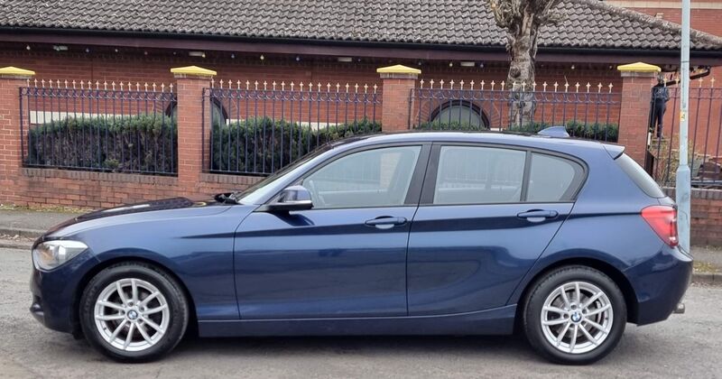 BMW 1 SERIES