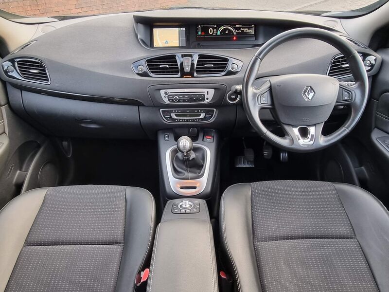 RENAULT GRAND SCENIC