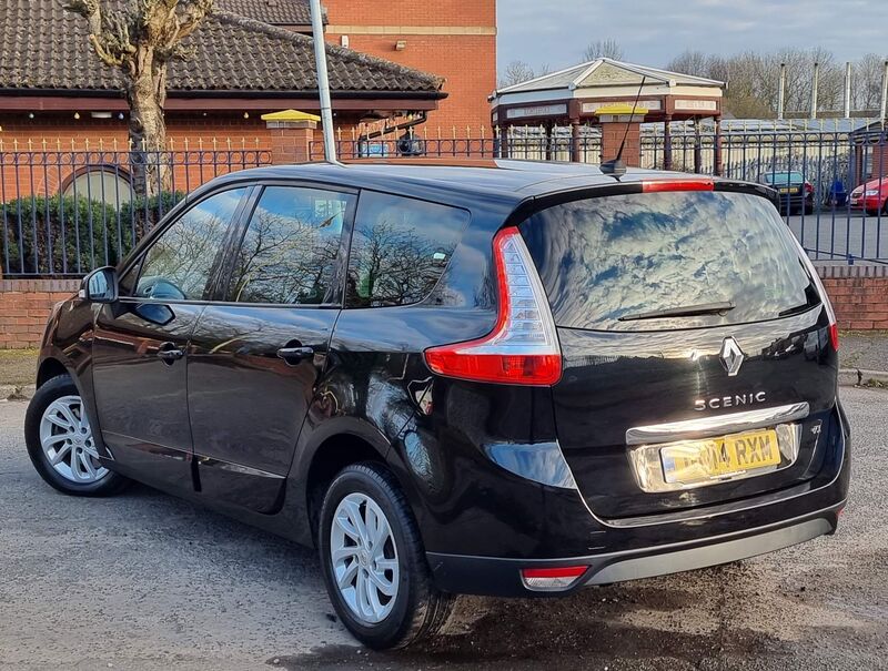 RENAULT GRAND SCENIC