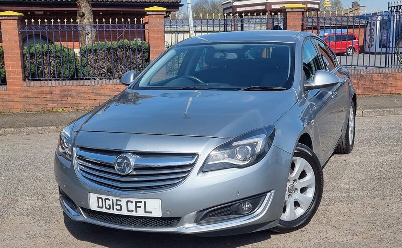 VAUXHALL INSIGNIA