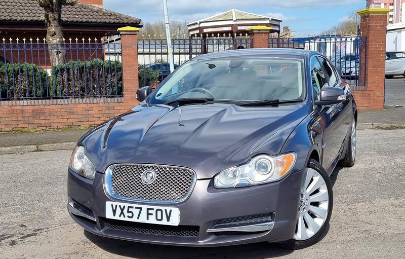 JAGUAR XF