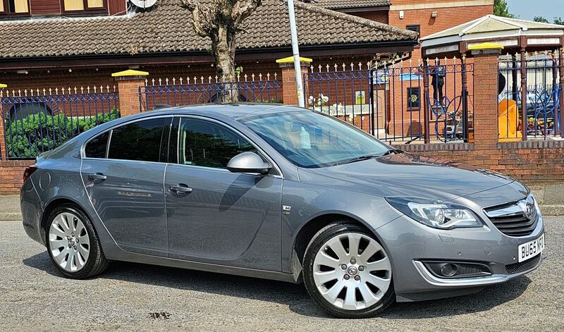 VAUXHALL INSIGNIA