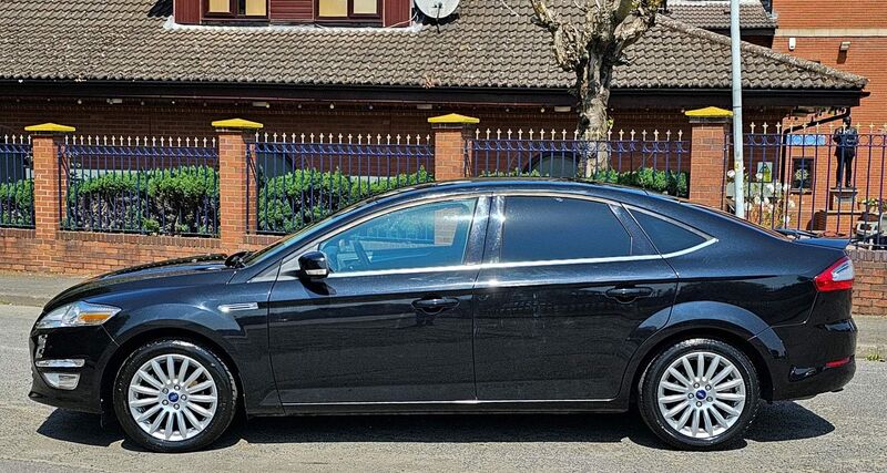 FORD MONDEO