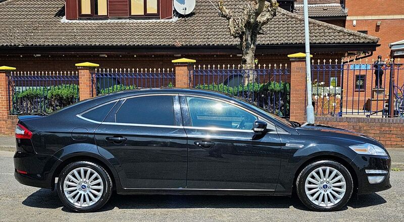 FORD MONDEO