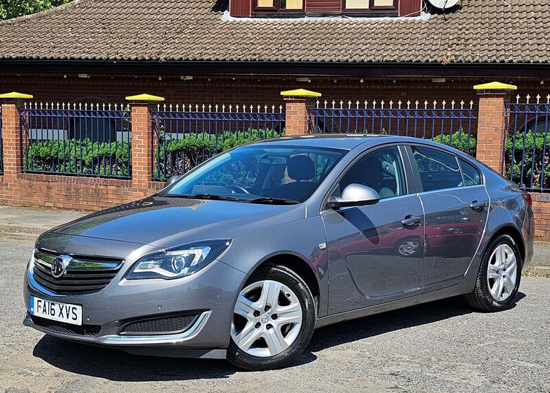 VAUXHALL INSIGNIA