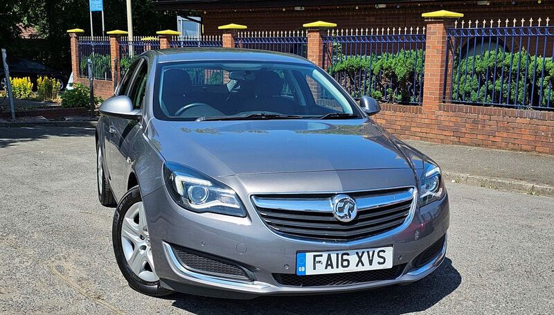 VAUXHALL INSIGNIA