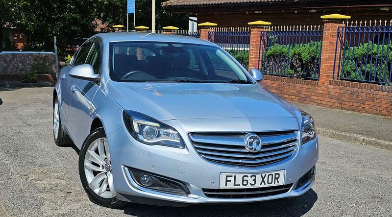 VAUXHALL INSIGNIA