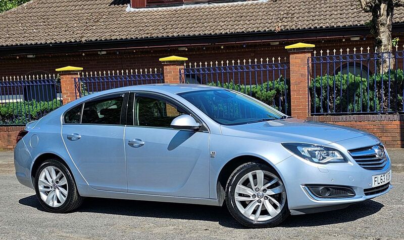 VAUXHALL INSIGNIA