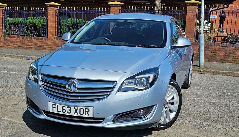 VAUXHALL INSIGNIA